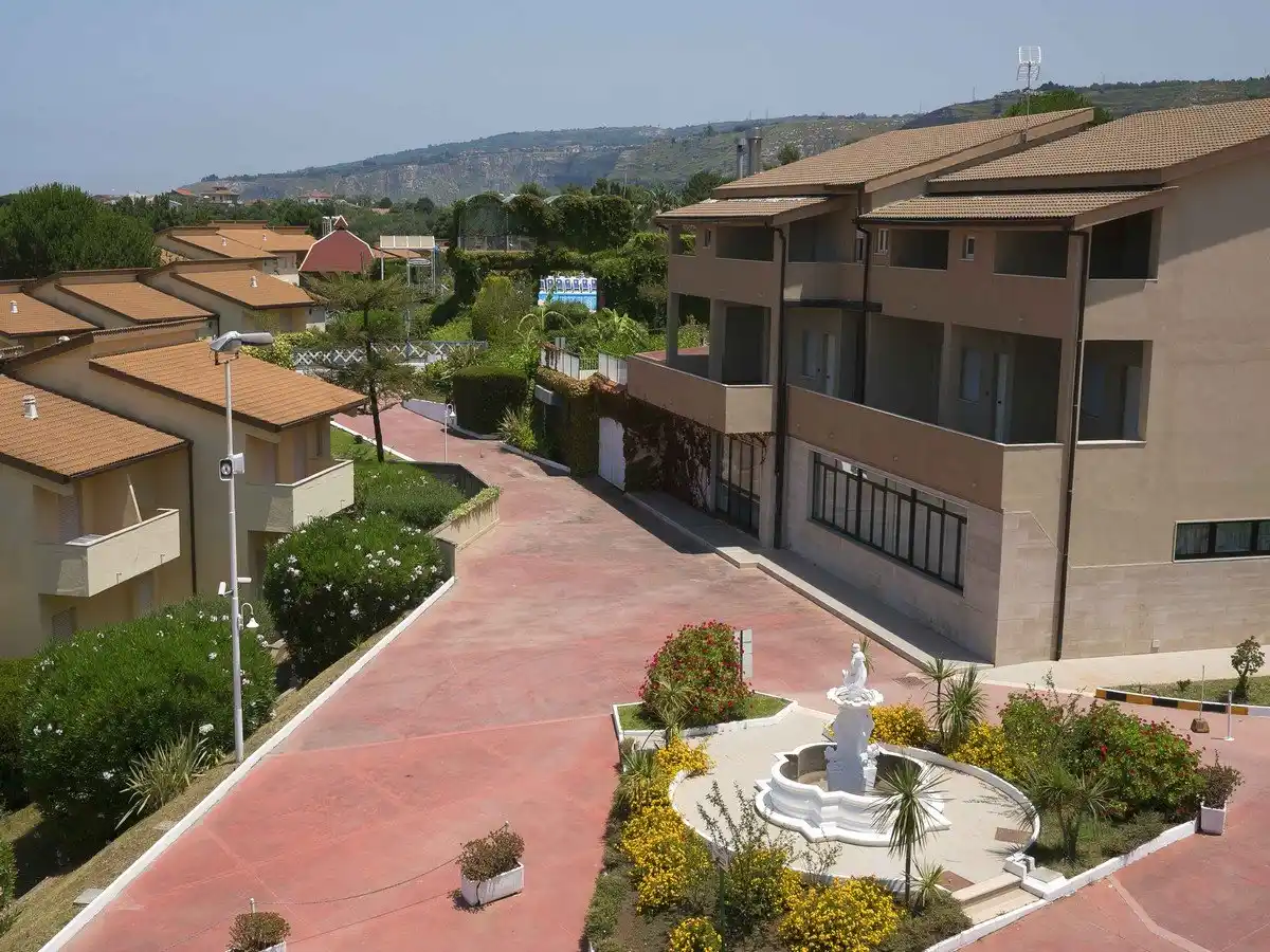 16 VILLAGGIO HOTEL LA PACE.jpg