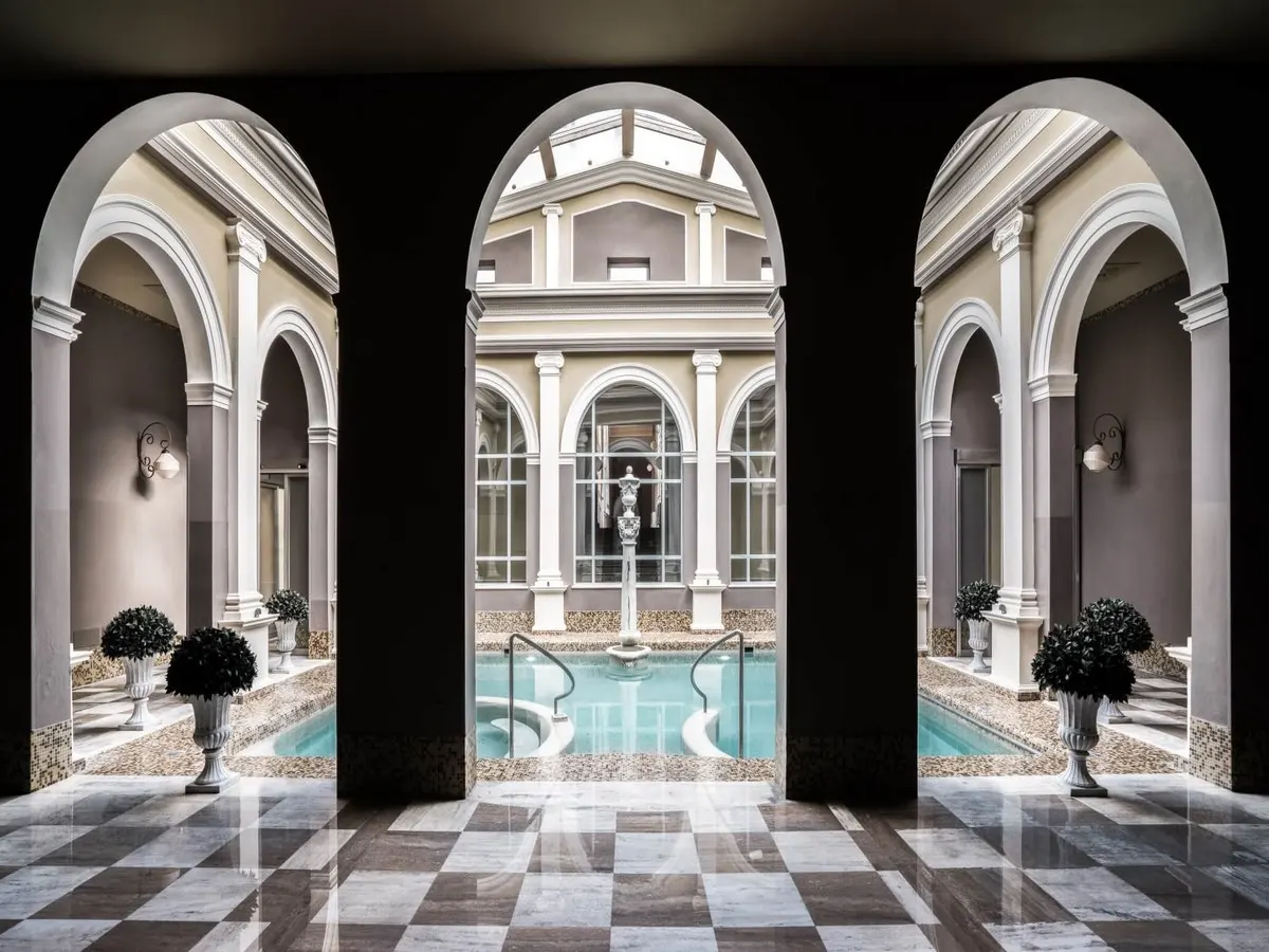 Bagni-di-Pisa_The-Bioaquam-Thermal-Pool.webp