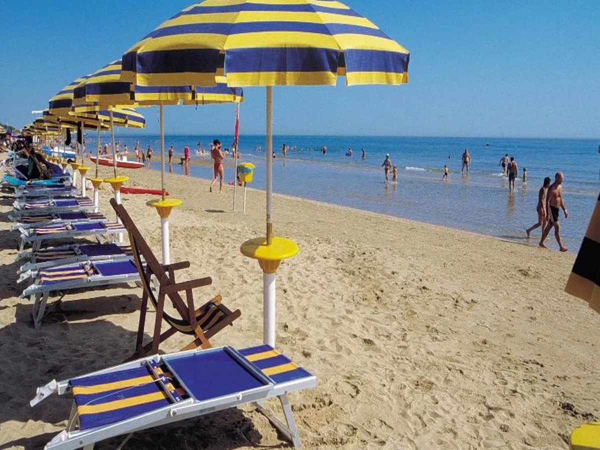 europe garden silvi marina (1).JPG