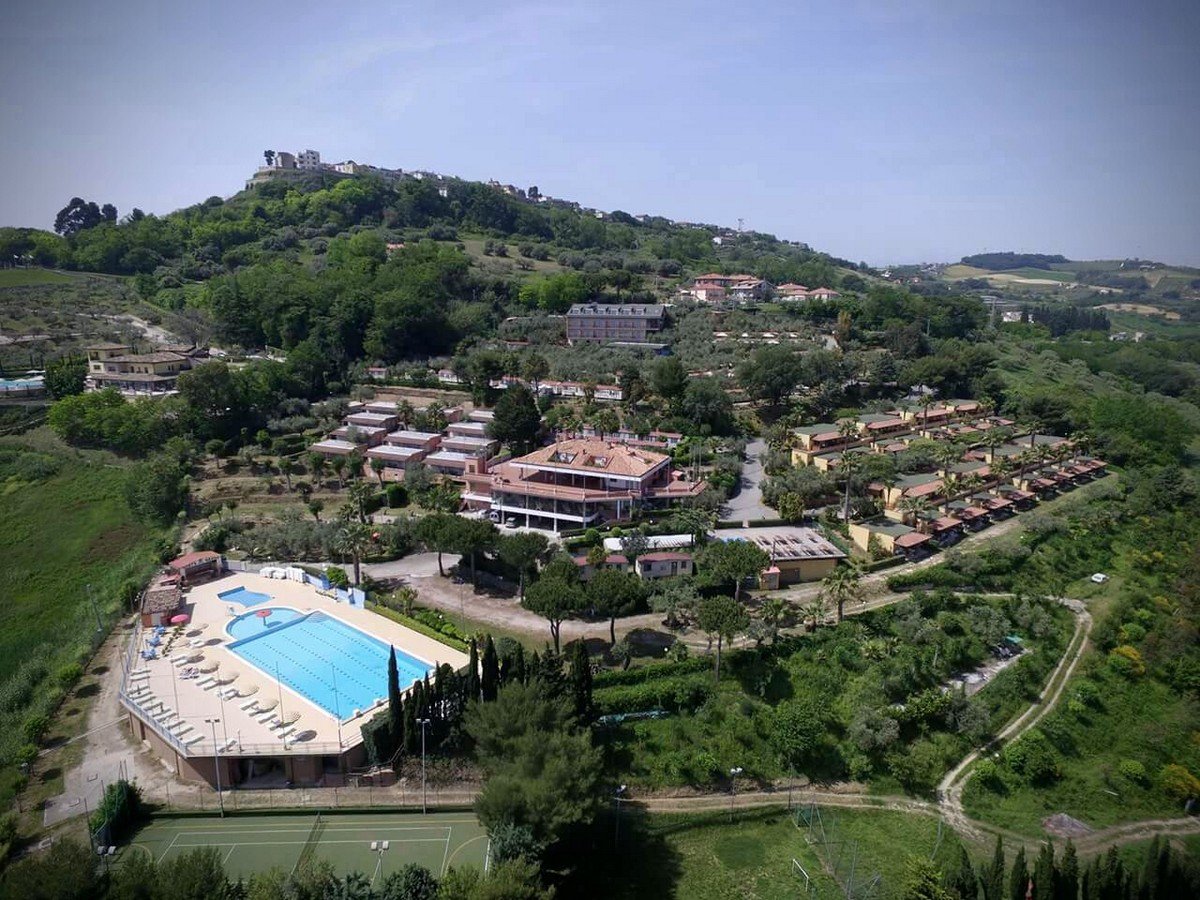 europe garden silvi marina (13).JPG