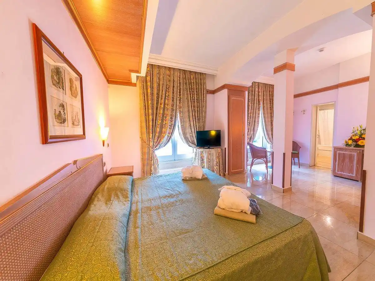GRAND HOTEL DELE TERME RE FERDINANDO (17).jpg