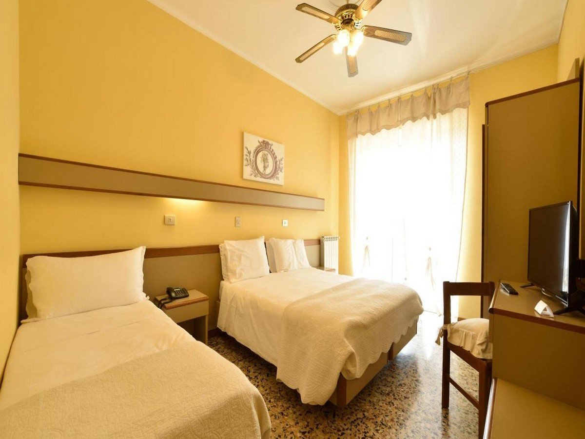 HOTEL BERGAMO DI MARE LIGURIA (16).JPG