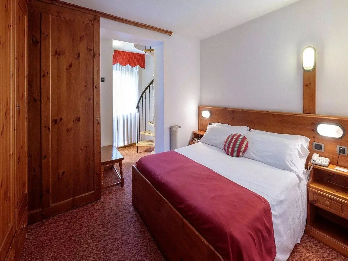 Hotel Miramonti Corvara (15).jpg