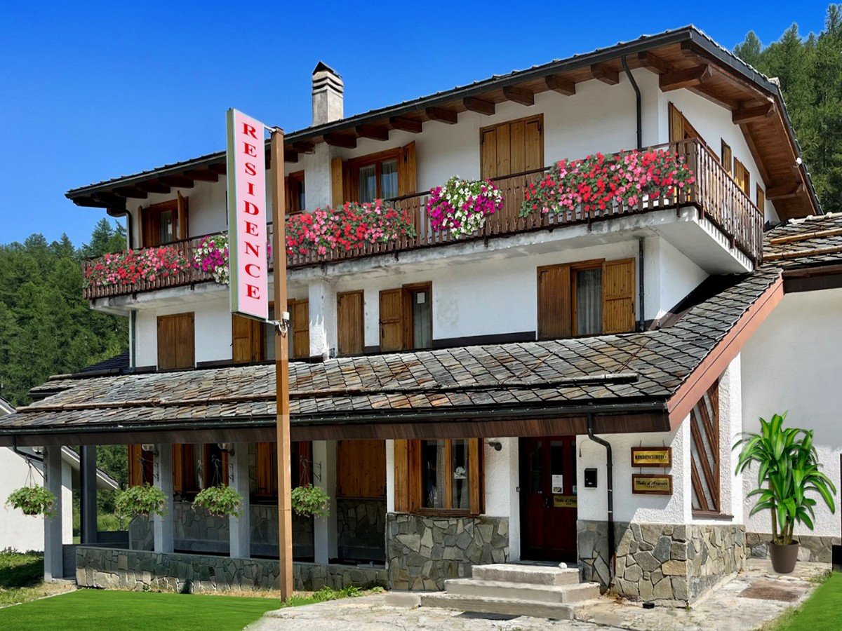 Residence-Nube-DArgento-w.JPG