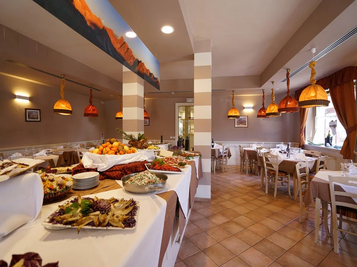 Ristorante_01-2.JPG