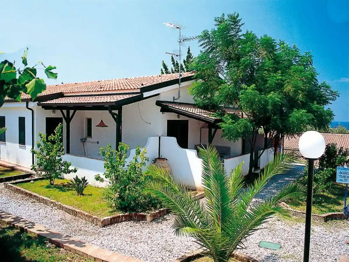 villaggio dolomiti sul mare calabria_5.JPG